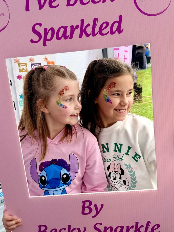 Glitter face art